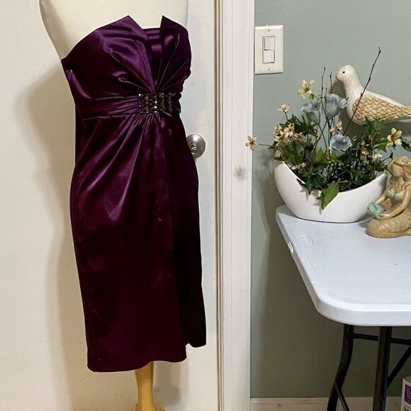 Cindy USA Strapless Purple Cocktail Party Prom Dress Size Medium Pleated Bodice - Picture 4 of 9
